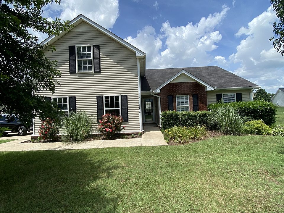 1st image of 1734 Saint Andrews Dr