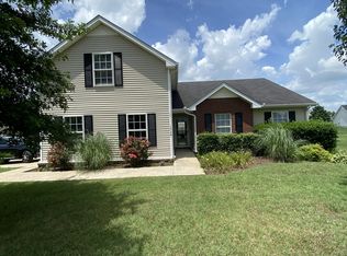 1734 Saint Andrews Dr, Murfreesboro, TN 37128