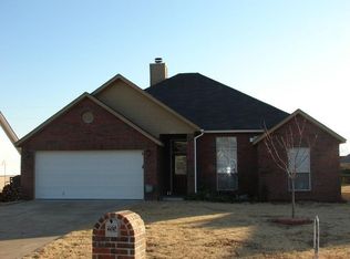 215 N Supernaw St, Skiatook, OK 74070