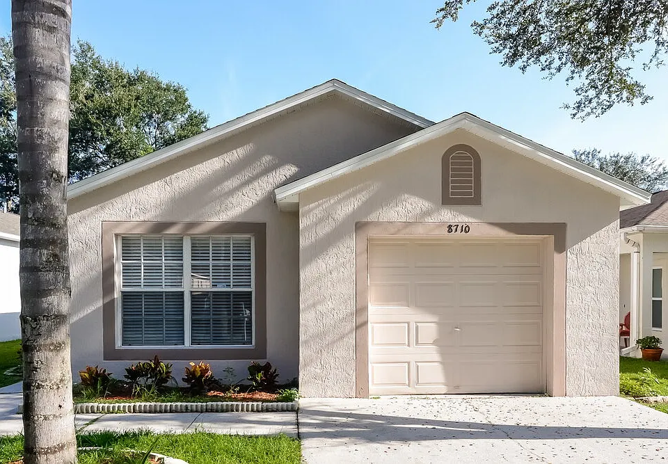 8710 Morrison Oaks Ct