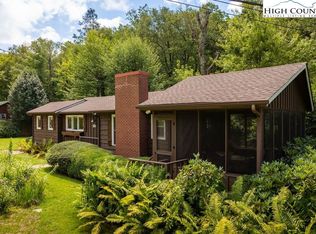 252 Goshen Creek Ln, Boone, NC 28607