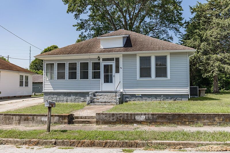 1st image of 213 Snyder Ave