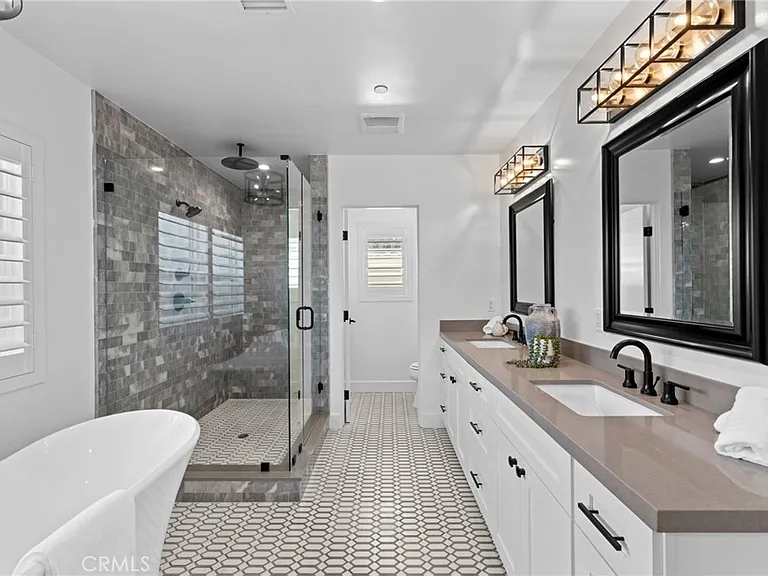 827 N Lamer St — Photo 17