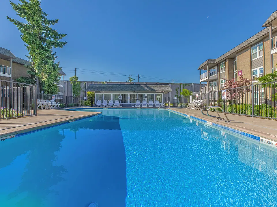 Corinthian Apartments