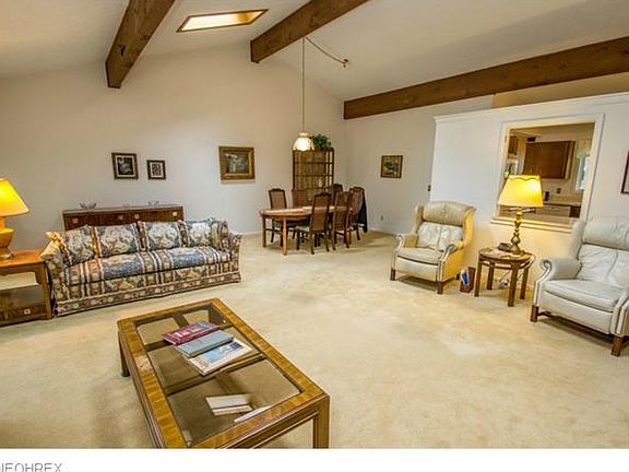 5th image of 6950 Woodwalk Dr #28