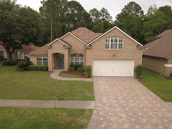 3rd image of 8871 Canopy Oaks Dr