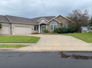2036 Pheasant Ridge Dr, Warsaw, IN 46580