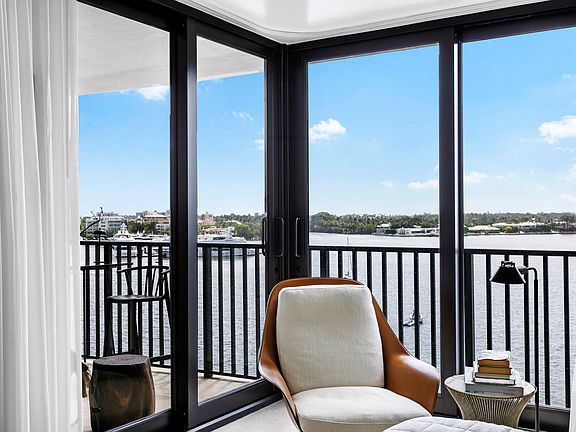 5th image of 1200 S Flagler Dr APT 803