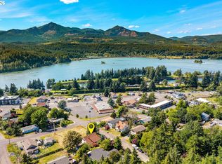 115 SW Regulator St, Cascade Locks, OR 97014