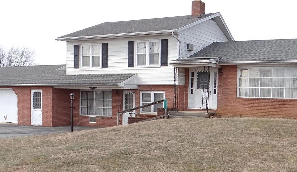 1st image of 12121 Williamsport Pike