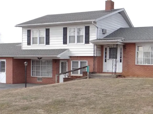 12121 Williamsport Pike, Greencastle, PA 17225