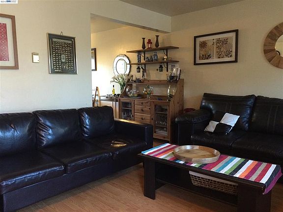 5th image of 128 Park Ln