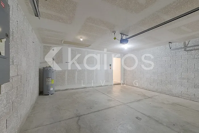 9120 Aegean Cir — Photo 17