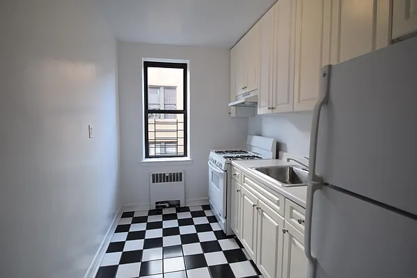 Rented by Goldfarb Properties | media 1