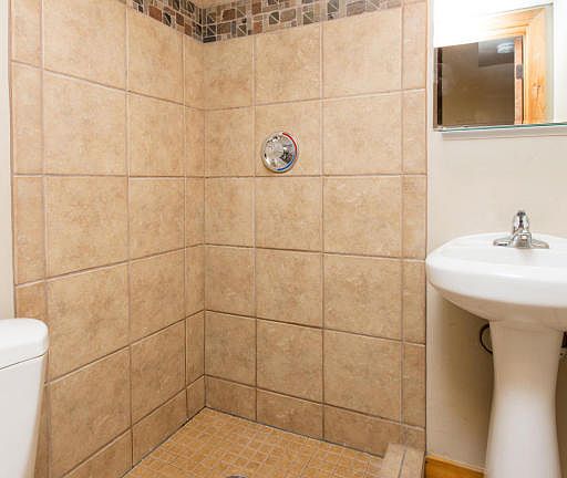 5th image of 755 E Hansen Ave APT 312