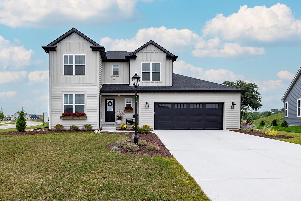 2970 Yahara DRIVE, Summit, WI 53066 | Zillow
