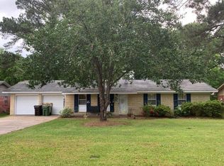 105 City Park Cir, Hattiesburg, MS 39401