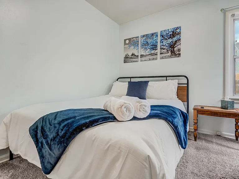 Comfortable queen sized bed