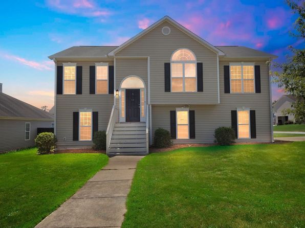 2815 Nancy Dr