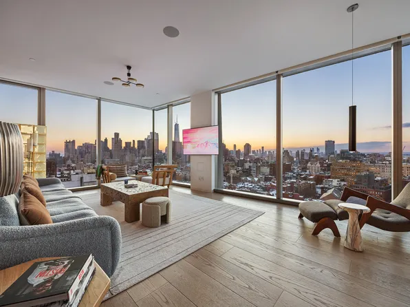 215 Chrystie Street image 1 of 27