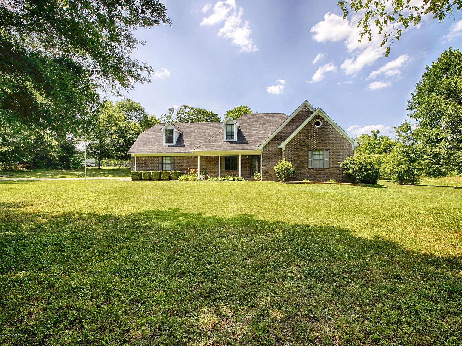 11850 Whispering Pines Dr, Olive Branch, MS 38654 Zillow