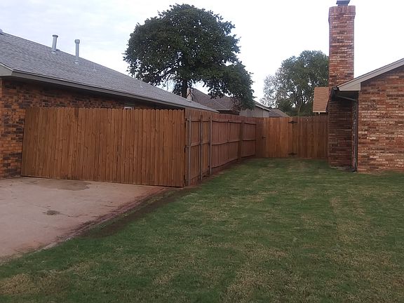 side of house on Bent Tree