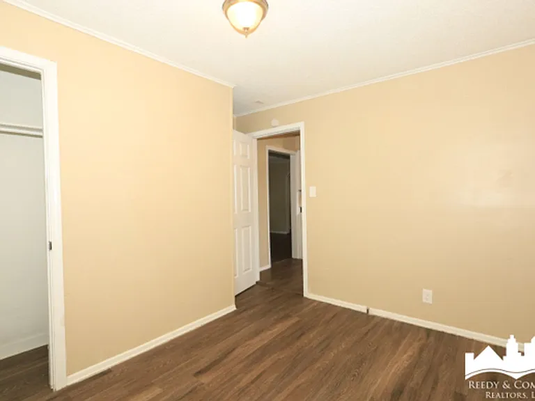 158 Pickett Rd — Photo 13