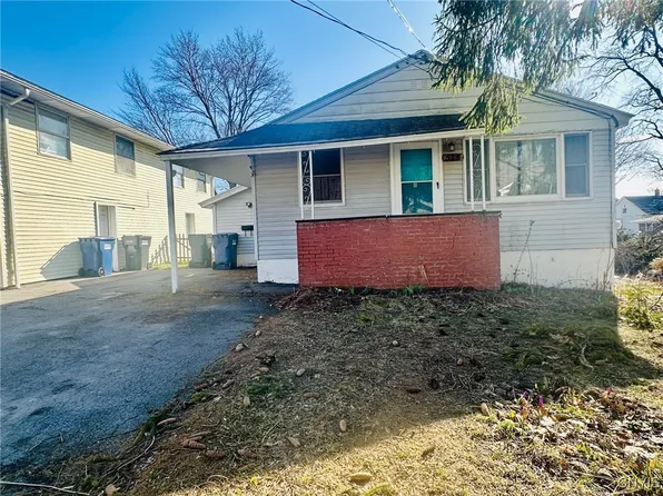 525 Woodbine Ave, Syracuse, NY 13206