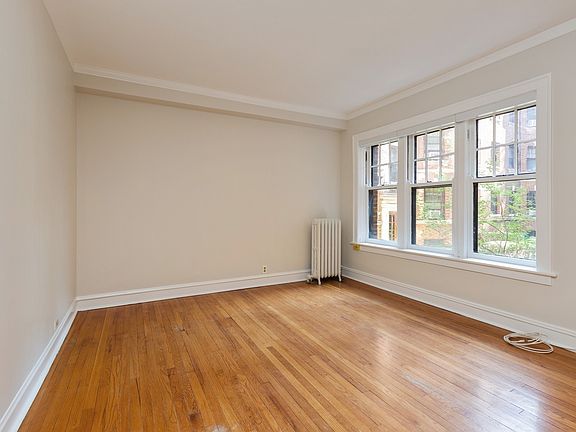 5th image of 2326 N Lincoln Park W #A1