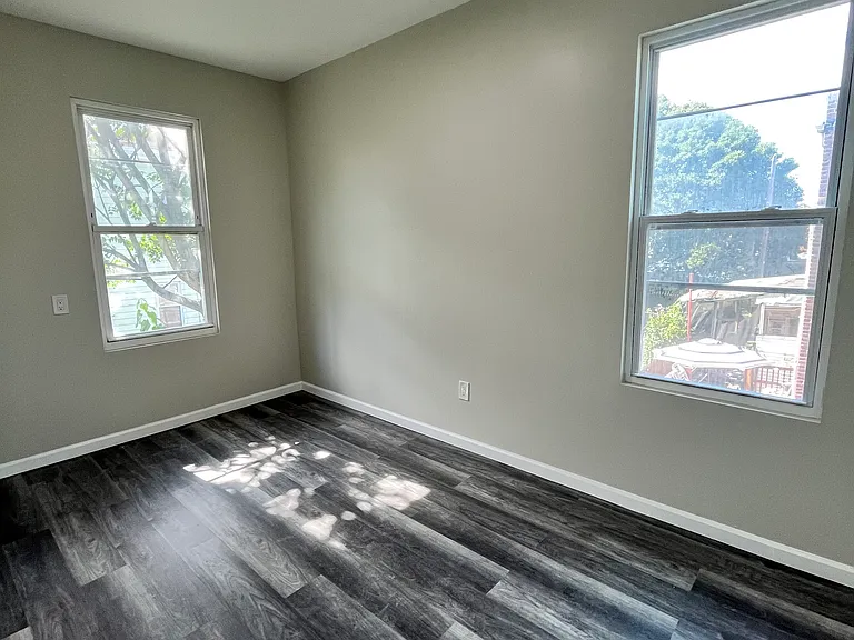 133 Stevens Ave #3 — Photo 5