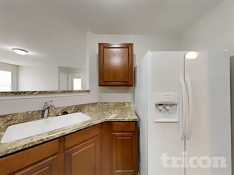 2336 Blackthorn Dr — Photo 7
