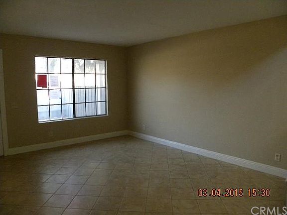 3rd image of 1380 W 48th St Unit 14