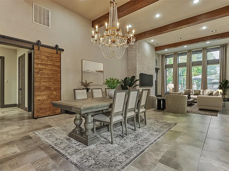 39 Wycliffe Dr — Photo 17