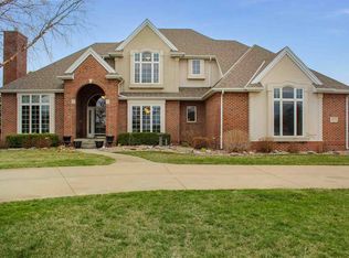 1872 E Camino Real St, Columbus, NE 68601