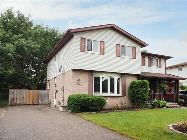 105 Northlake Dr #A, Waterloo, ON N2V 1M2