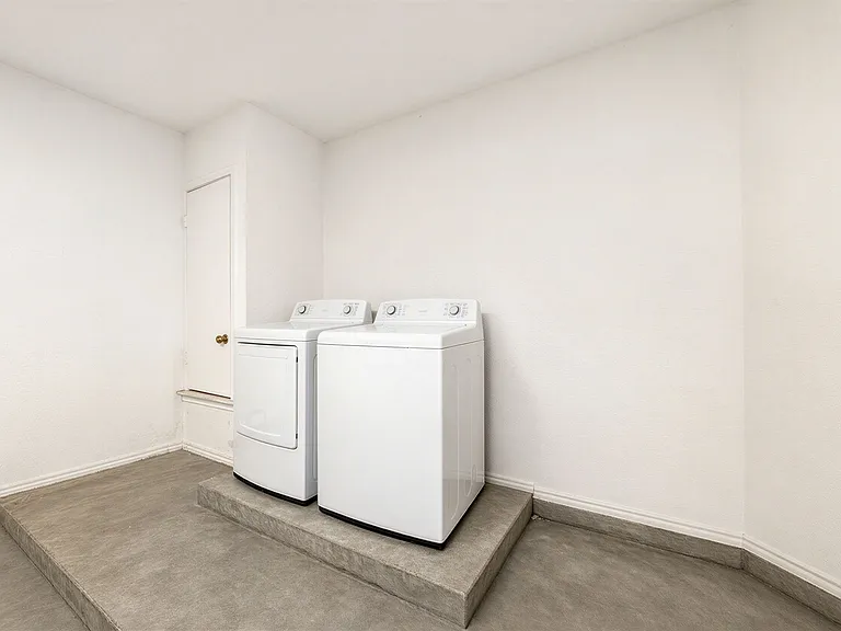 503 Eaglecreek Dr — Photo 16