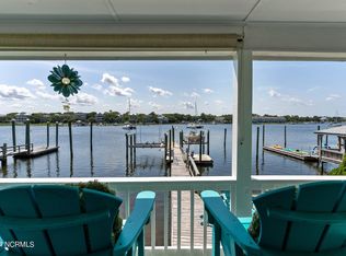 909 Canal Dr, Carolina Beach, NC 28428