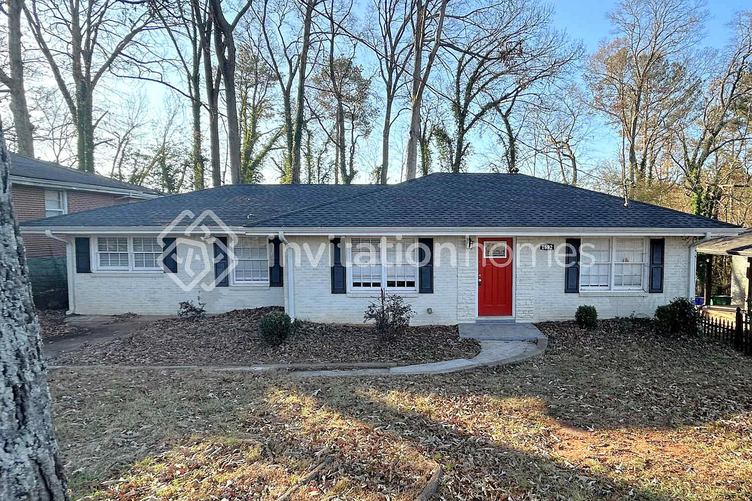 1692 Valencia Rd Decatur, GA 30032 — Photo 1
