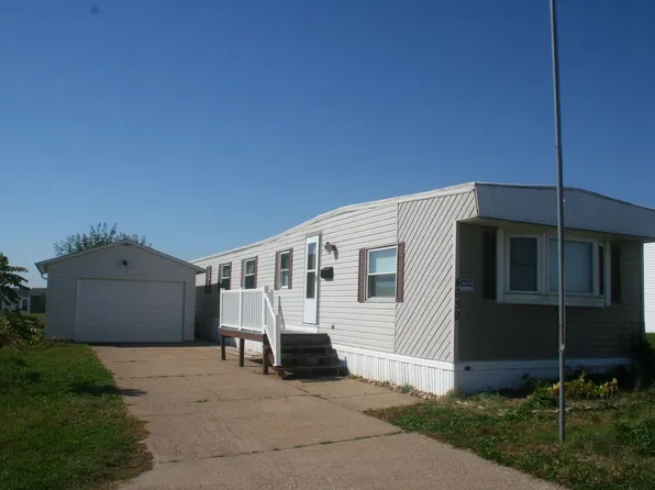 4639 Cardinal Dr, Dubuque, IA 52001