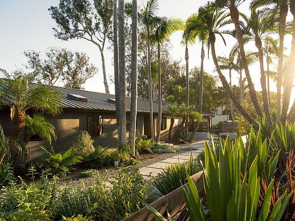 2nd image of 6635 Arozena Ln