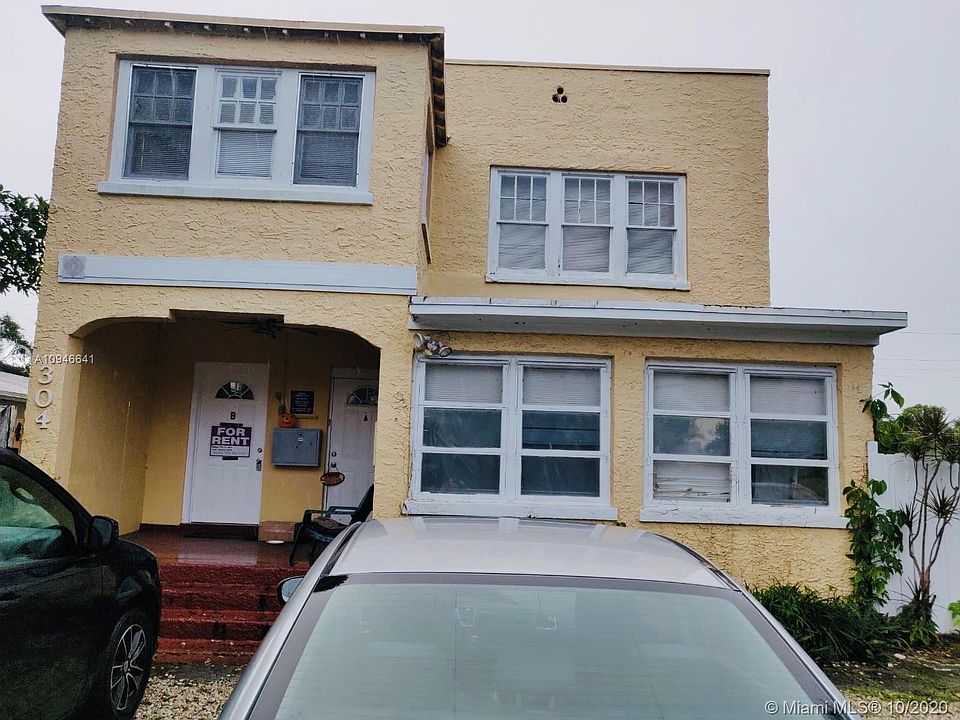 1st image of 304 SW 20th St #2