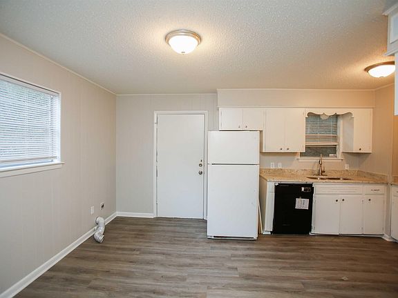 4th image of 2100 Virginia Dr