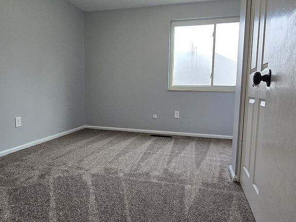 4th image of 326 Gail Ave NE #334-6