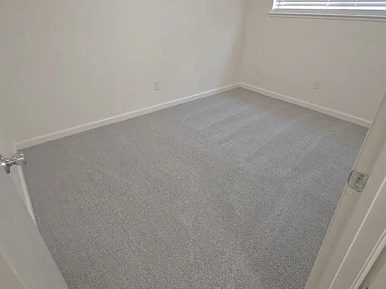 3401 Hidden Oak Ct — Photo 6