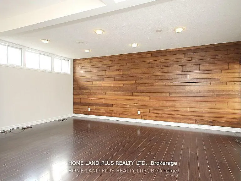 189 Maplehurst Ave #MAINFL — Photo 6