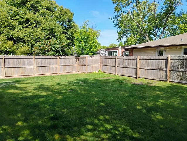 384 Bianco Dr — Photo 24