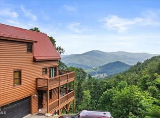 4014 Callalantee Dr, Mountain City, TN 37683