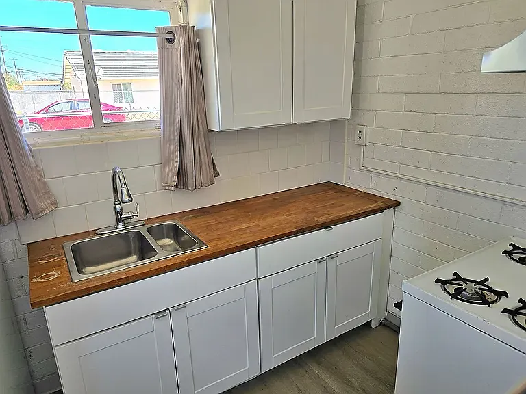 6457 Yucca Ave #2 — Photo 3