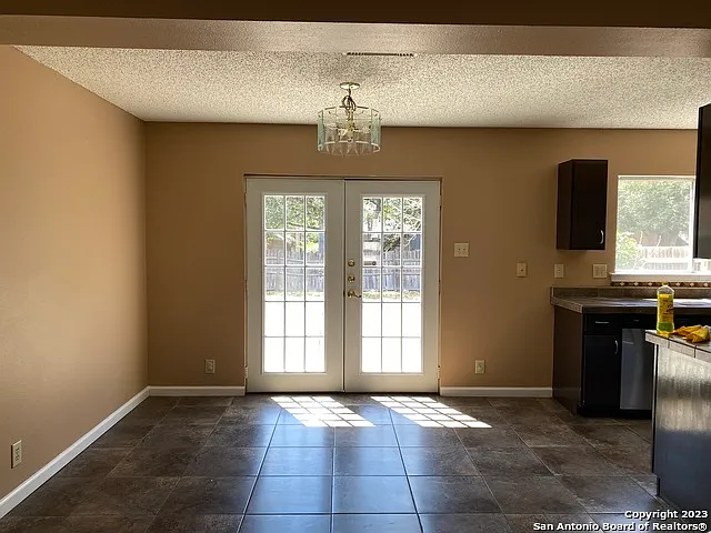 3643 Cameron Spgs — Photo 4
