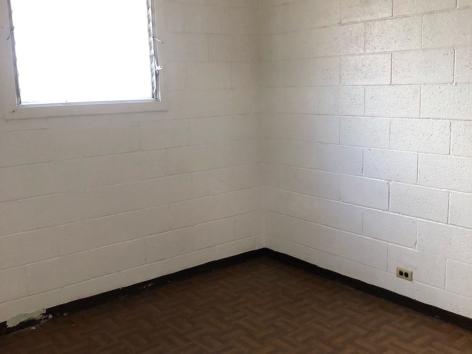 2nd image of 304 Olive Ave APT 5
